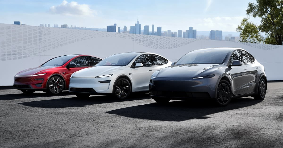 Tres Tesla Model Y en una imagen de producto
