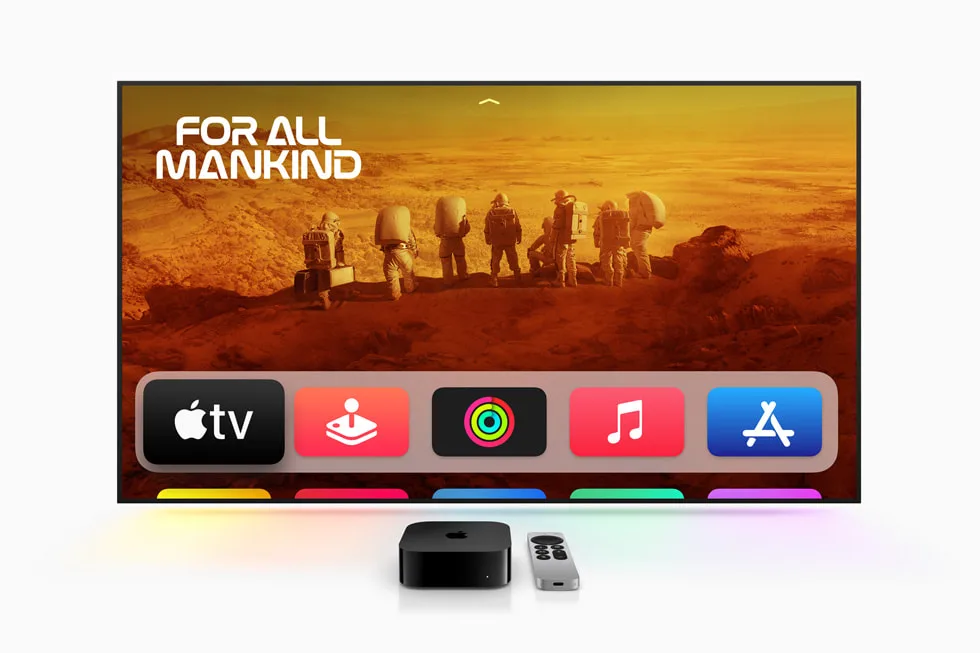 Apple TV 4K con televisor y Siri Remote